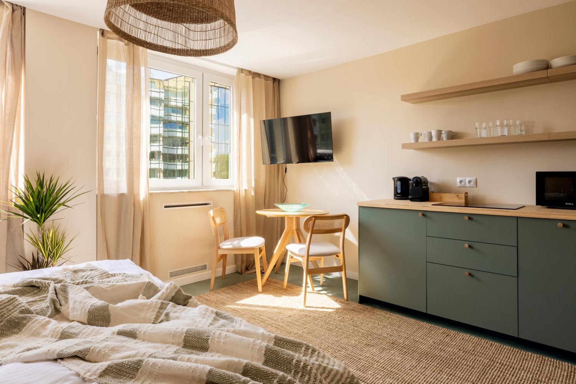 Four Seasons Old Town - Spring Apartament